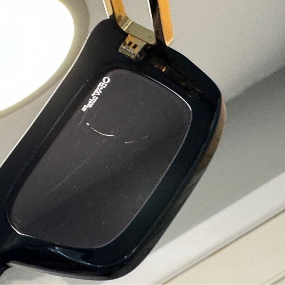 OFF-WHITE Sunglasses Boston OERI073 1007Authentic some scratches - Picture 12 of 12